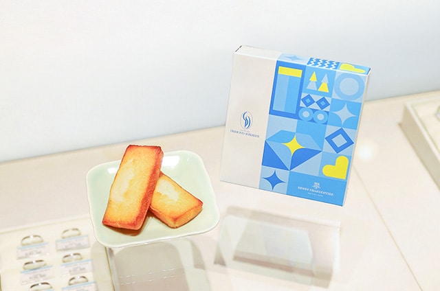 フィナンシェ & ウェルカムドリンク