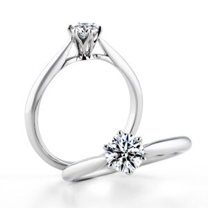 銀座ダイヤモンドシライシの婚約指輪（エンゲージリング）「セント・グレア」