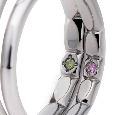 婚約指輪（エンゲージリング）「Diamond Grass（ダイヤモンドグラス）」内側のシークレットストーンなし