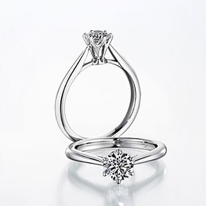 婚約指輪が自然となじむシンプルなデザイン